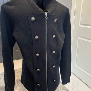 Vintage Veeko  classy military style zip front knit sweater size small sharp!